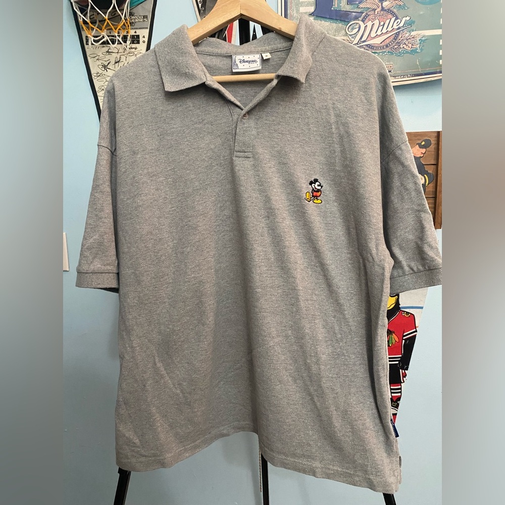 Medium Disney Paris Grey Polo With Mickey Mouse Embroidery Vintage 90S